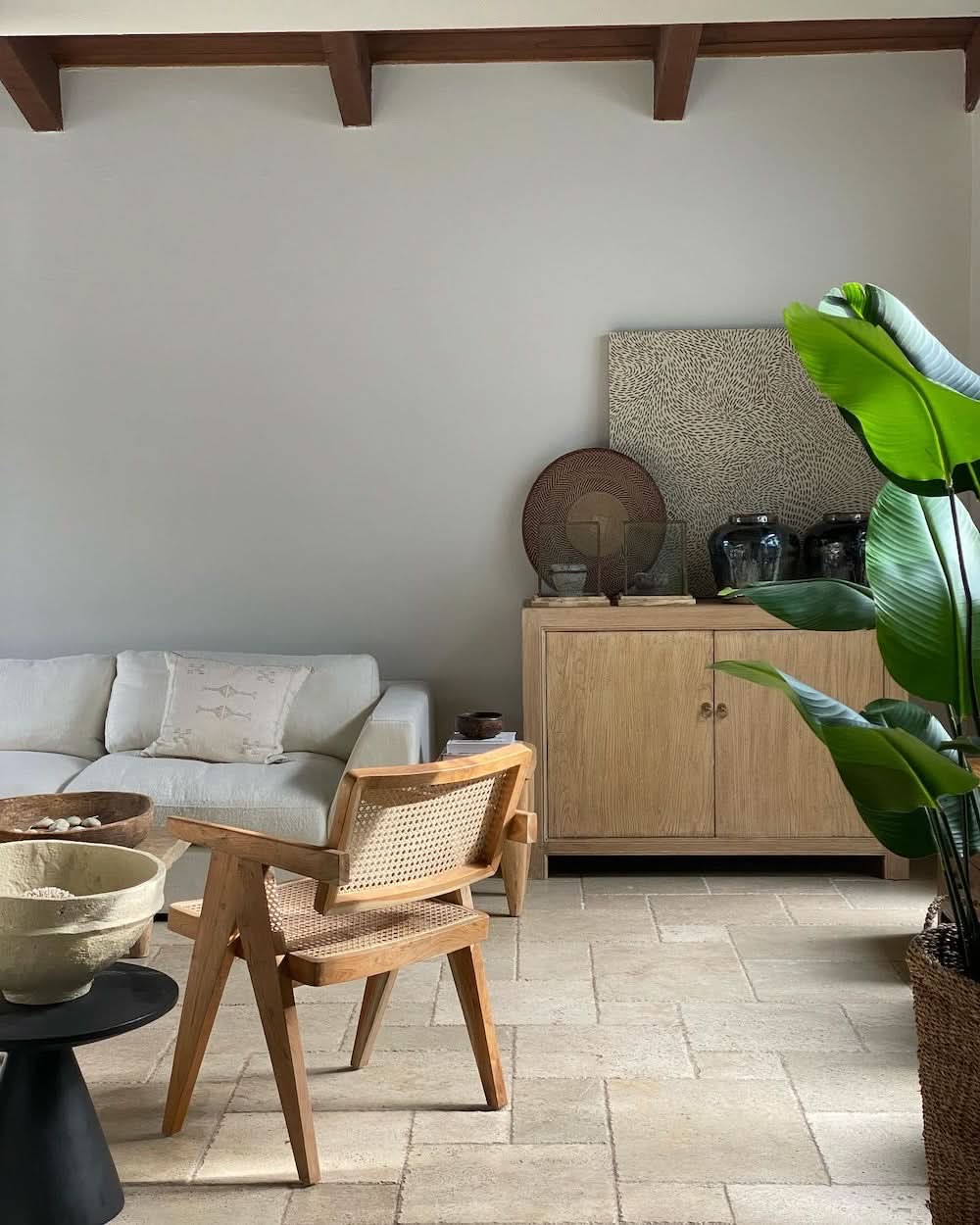 Armario de olmo de dos puertas Arlo