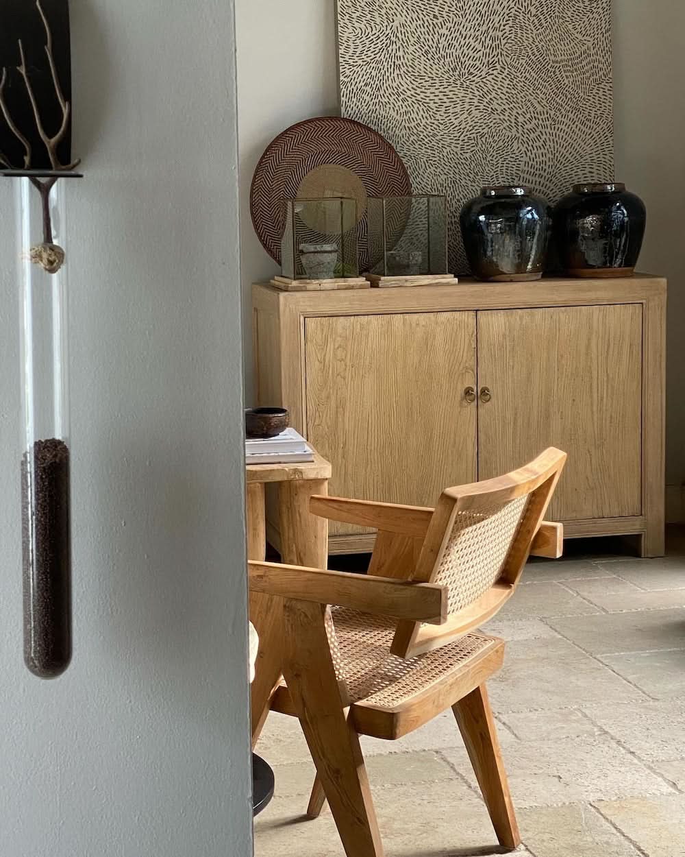 Armario de olmo de dos puertas Arlo