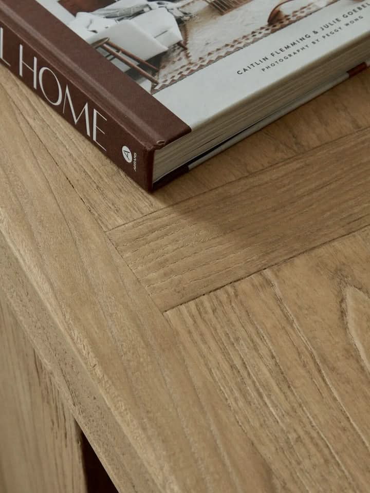 Armario de olmo de dos puertas Arlo