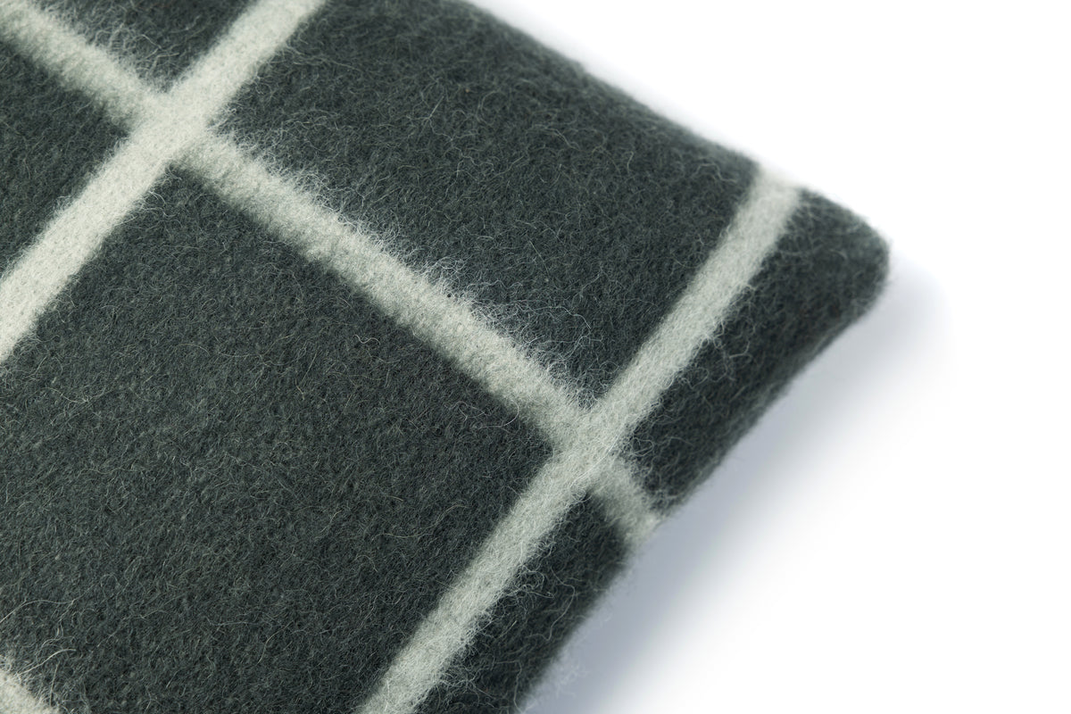 UMI HEIRLOOM THROW PILLOW 23" X 11"