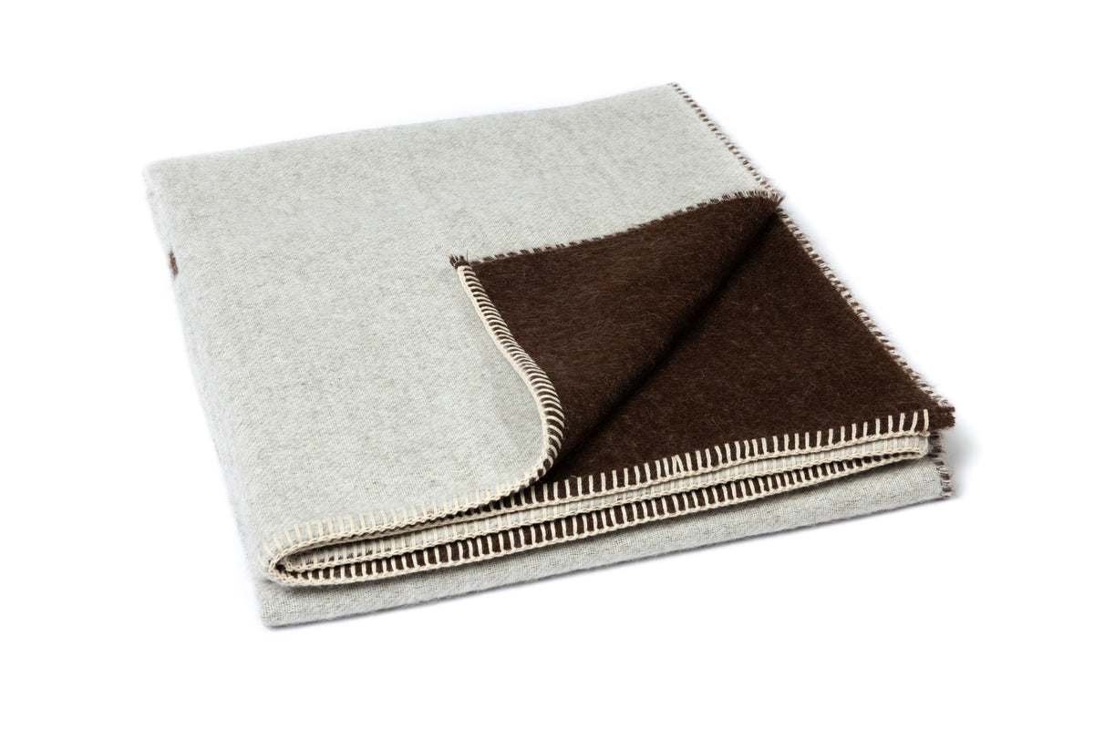 BERLIN REVERSIBLE THROW. ZERO DYE