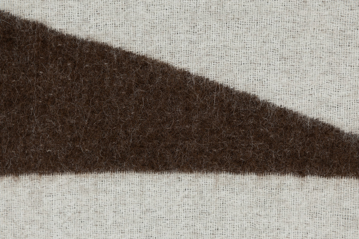 BERLIN REVERSIBLE THROW. ZERO DYE