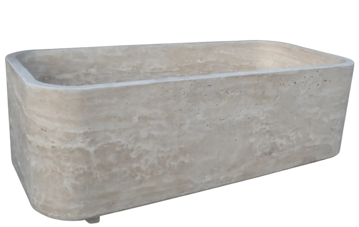 Baignoire en travertin adouci