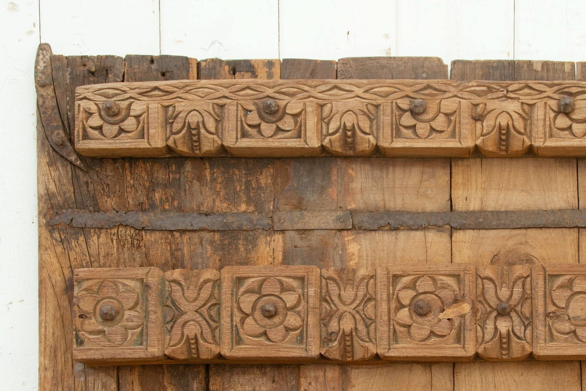 Antique Floral Carved Indian Gate - Cultheir