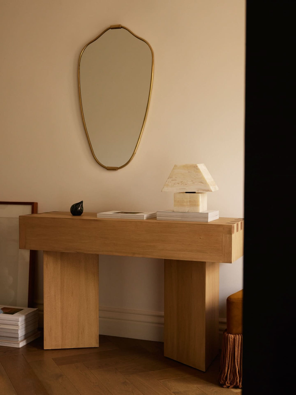 Dovetail Console - lifestyle in interior setting