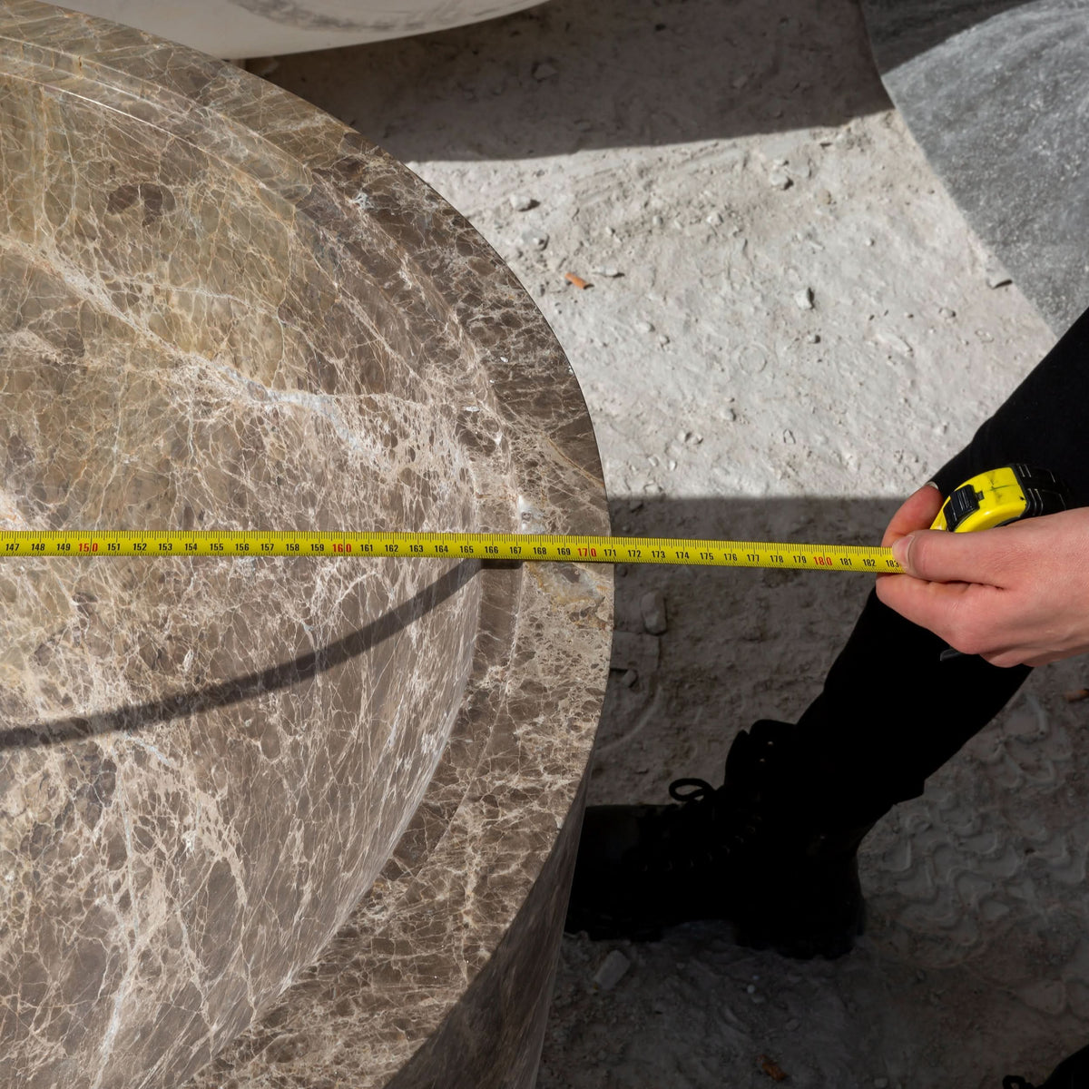 Emperador Light Marble Bathtub - Cultheir