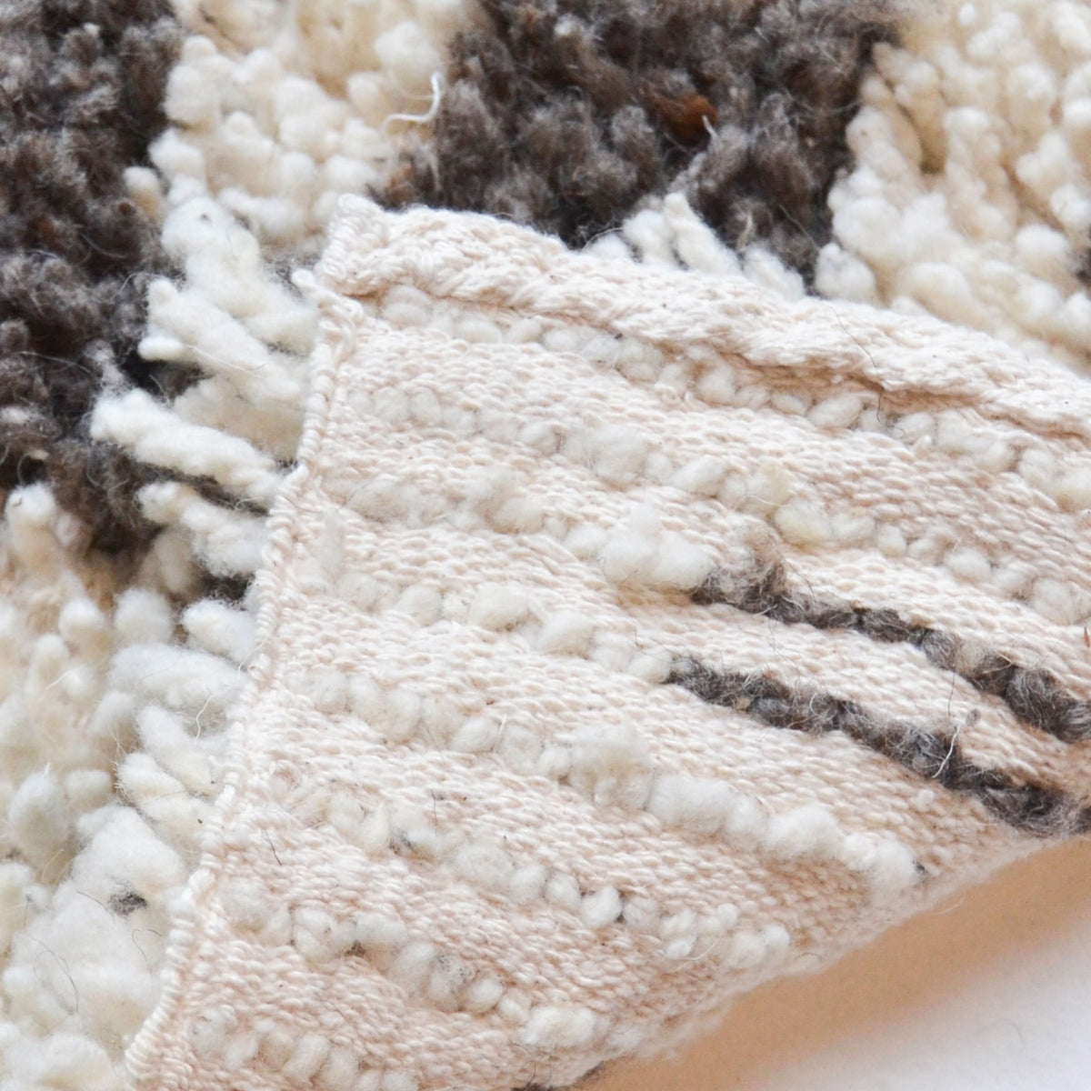 Kanba Wool Rug by Diego Olivero Studio - Cultheir