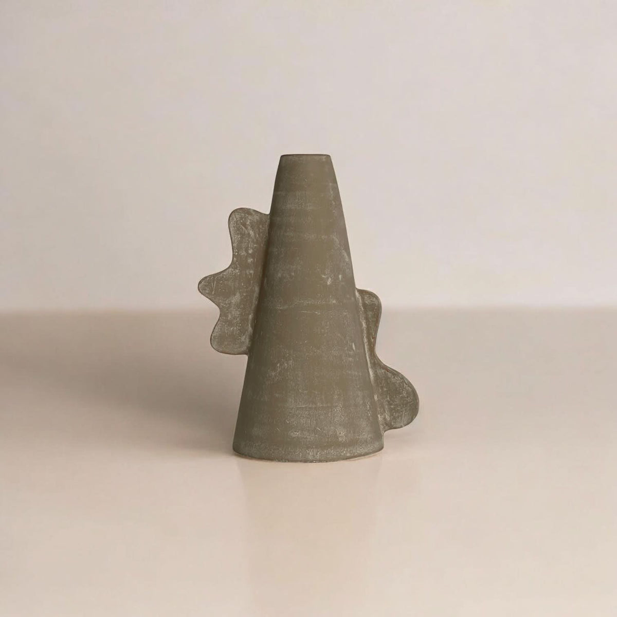 Livia Vessel by MESO - Cultheir