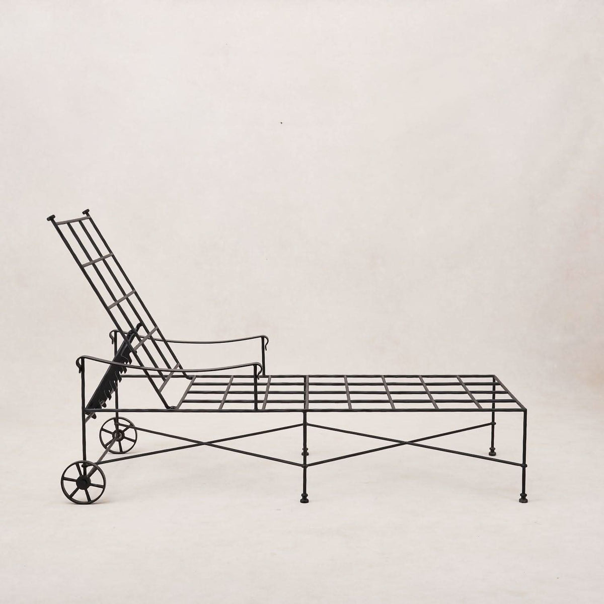 Provence Outdoor Chaise Lounge - Boucle - Cultheir