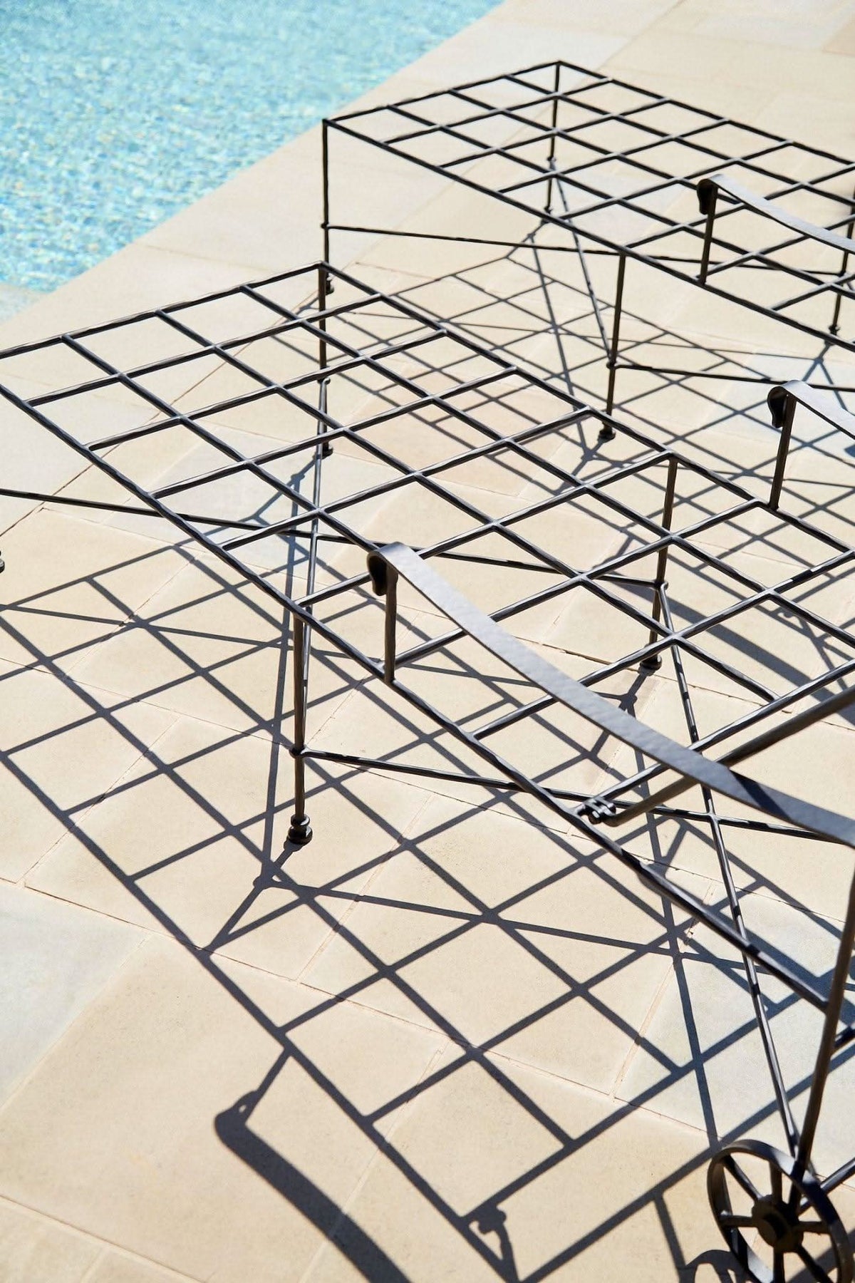 Provence Outdoor Chaise Lounge - Boucle - Cultheir