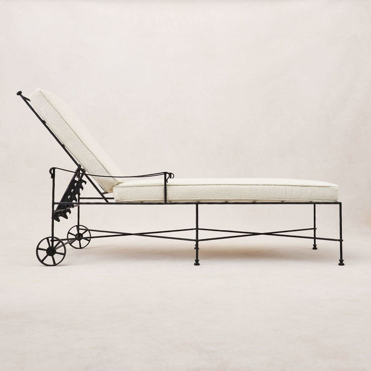 Provence Outdoor Chaise Lounge - Boucle - Cultheir