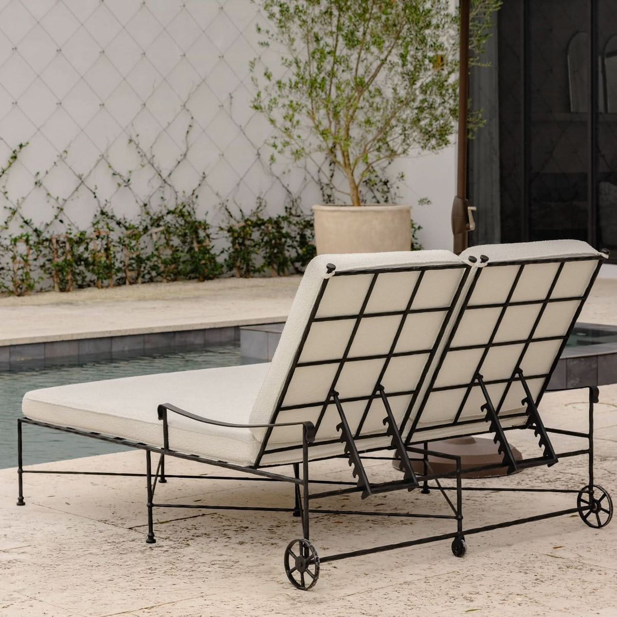 Provence Outdoor Double Chaise Lounge - Boucle - Cultheir