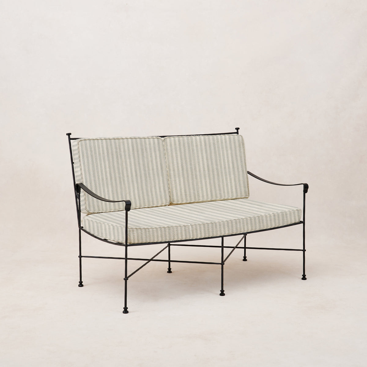 Provence Outdoor Loveseat - Boucle