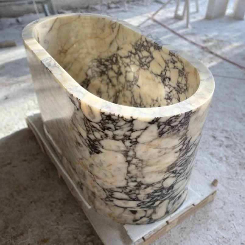 Calacatta Viola Marble Bathtub - Cultheir
